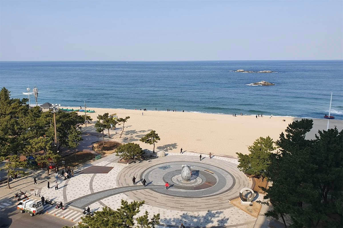 Gyeongpodae Beach
