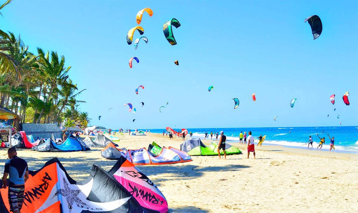 Kitesurfing in Cabarete, Cabarete, Dominican Republic - Kite Jungle