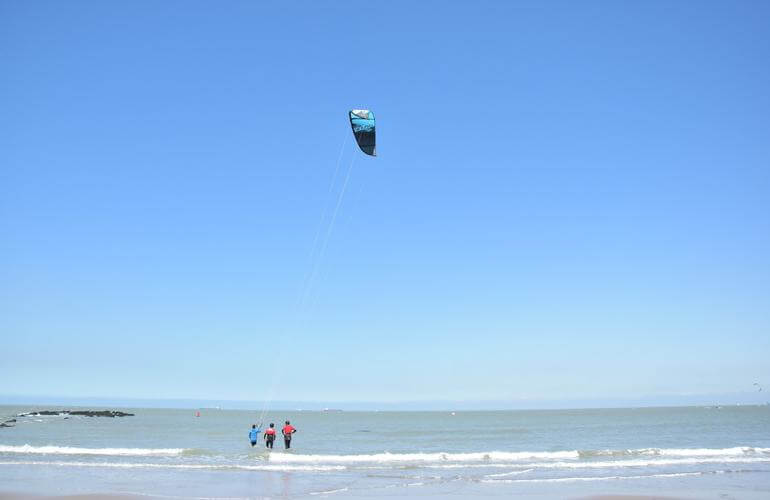 Kitesurfing lessons in Knocke-Heist near Bruges, Belgium