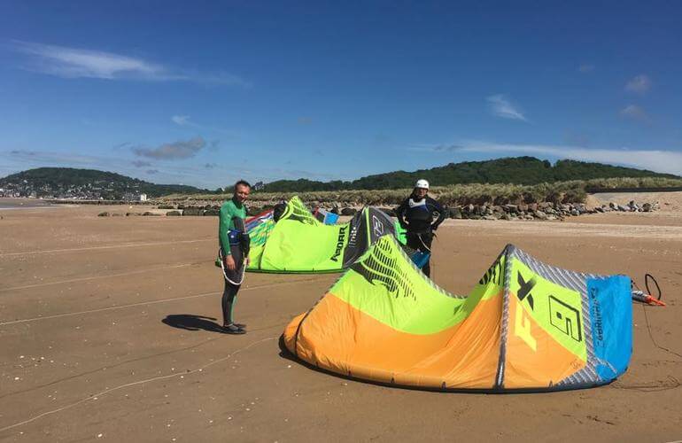 Kitesurfing lessons in Cabourg, France