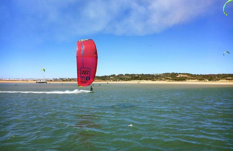 Kitesurfing Lessons in Lagos, Portugal