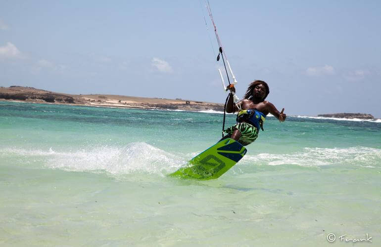 Kitesurf Lessons in Sakalava Bay, Madagascar (Mada Ocean)