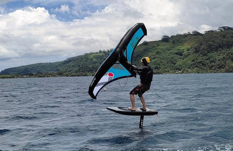 Discover Kitefoil & Wingfoil in Tahiti