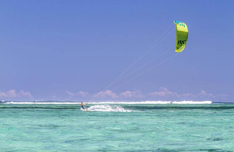 kitesurfing mauritius