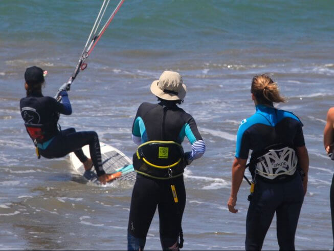 All-inclusive Kitesurf Wave Clinic in Ñuro, Peru