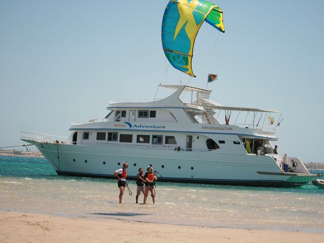 4 Day Kite Beginner Camp, Mini Safari in Soma Bay, Egypt
