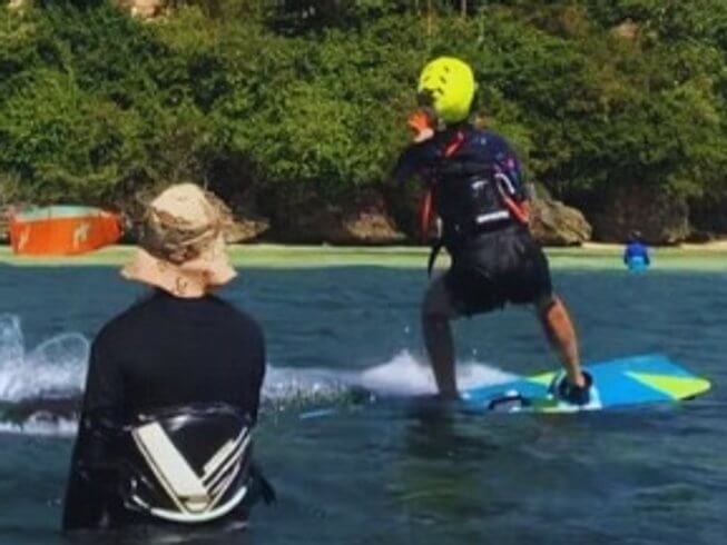Level 1 to 3 Full Beginner Kitesurf Course in Boracay, Philippines