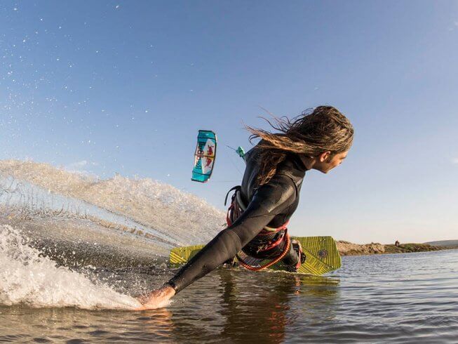 5 Day Beginner & Advanced Kitesurfing in Oostvoorne, Netherlands