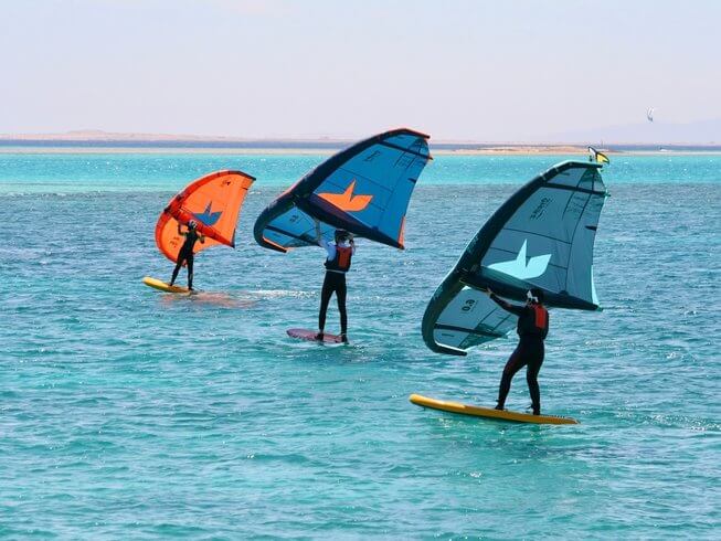 Beginner / Intermediate Wingfoil Boatlife in Safaga, Egypt