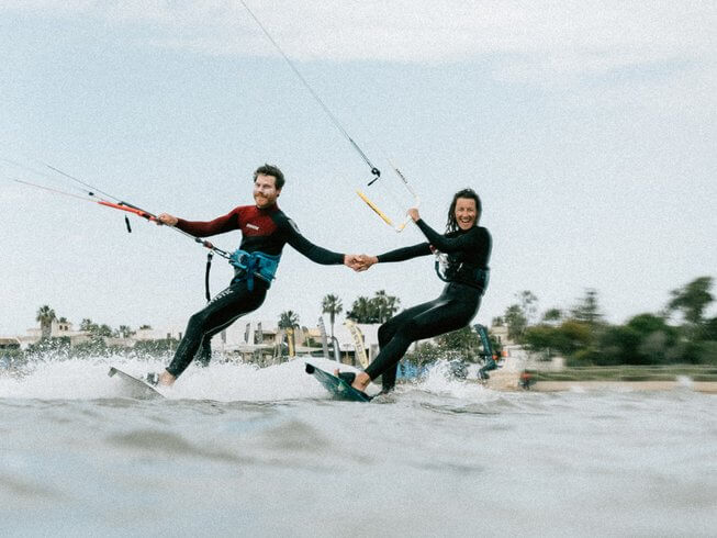 Beginner and Intermediate Kitesurf ‘ Yoga, Sicily, Italy