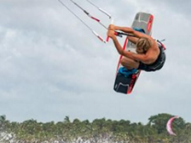 Exciting Kitesurf Camp for Beginners at De Silva Windresort, Kalpitiya, Sri Lanka