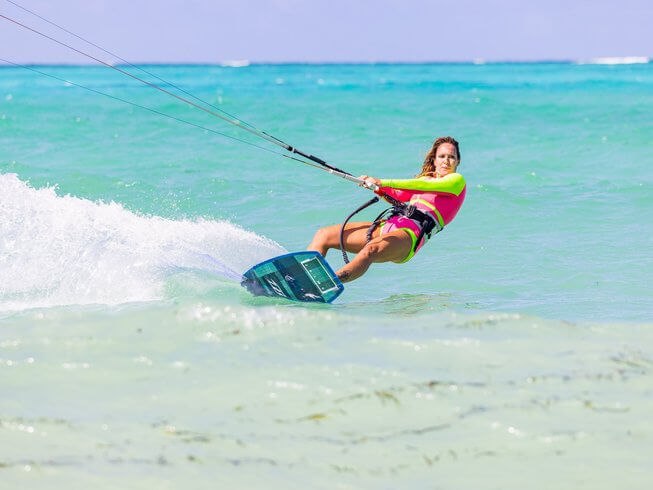 10 Day Beginner to Intermediate Private or Group Kitesurfing Zanzibar, Tanzania