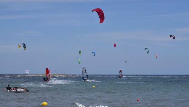 Loutsa kitesurfing