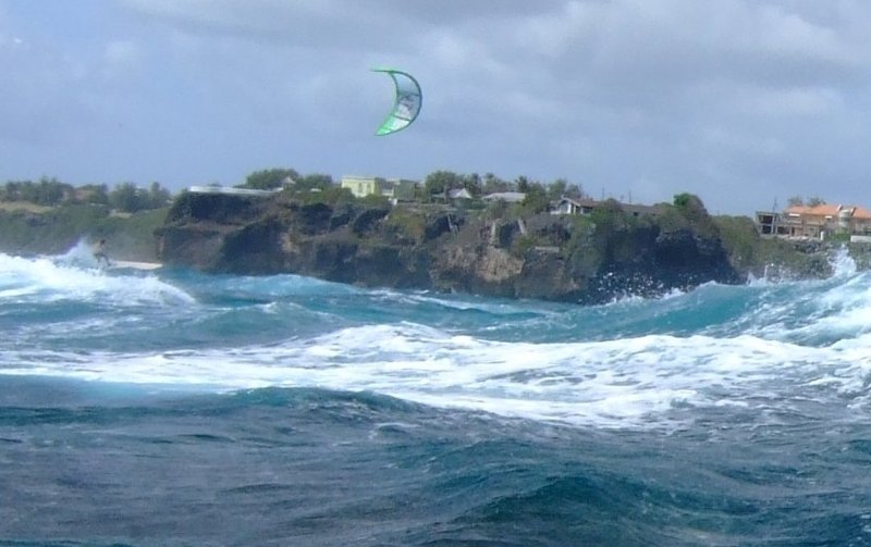 Kitesurfing in Foul Bay, Barbados