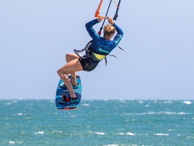 6 Day All Level Kitesurf and Surf Camp in Máncora, Peru