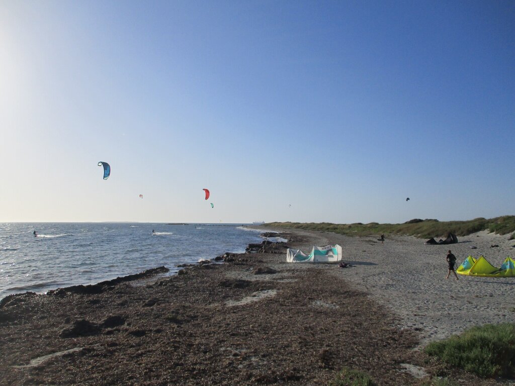 Kitesurfers at Woodman Point, Western Australia
