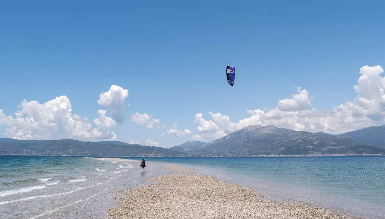 Drepano, Faros