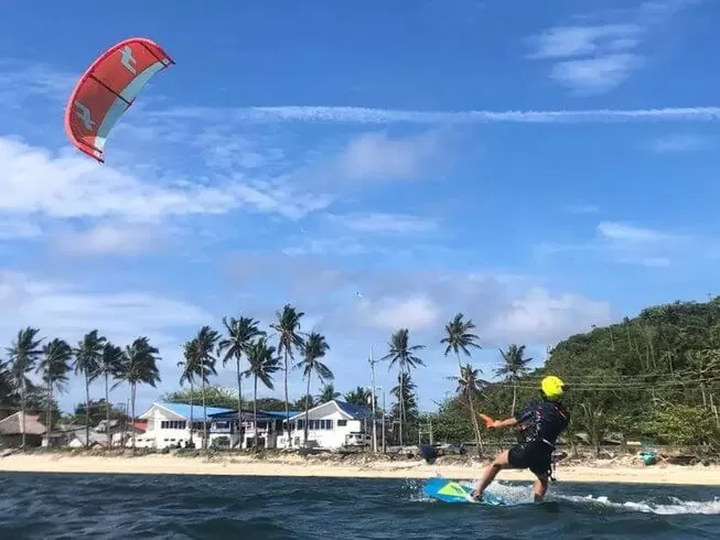 Kite Surfing Discovery Course in Boracay, Philippines